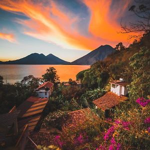 Lush Atitlan Hotel ซาน มาร์กอส ลา ลากูนา Exterior photo