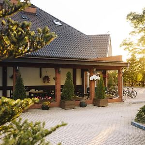 Holiday Stary Folwark Bed & Breakfast ซูวาว์กี Exterior photo