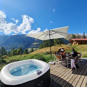 Chalet Biene - Swiss Alp Chalet With Sauna And Jacuzzi Villa อุลริเชน Exterior photo