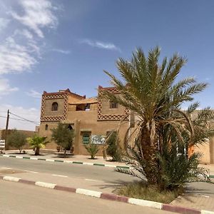 Riad Aicha & Camel Trekking Hotel เมอร์ซูกา Exterior photo