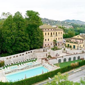 Hotel Corte Dei Tini แตราโม Exterior photo