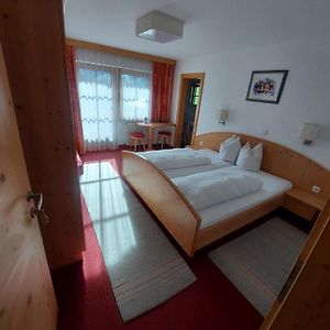 Haus Theresia Alpbach Bed & Breakfast Exterior photo