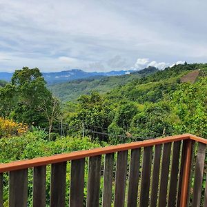 The Cloud Kinabalu- Chalet Villa ราเนา Exterior photo