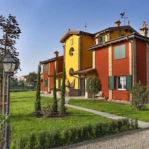 Corte Cantoni Bed & Breakfast Nonantola Exterior photo