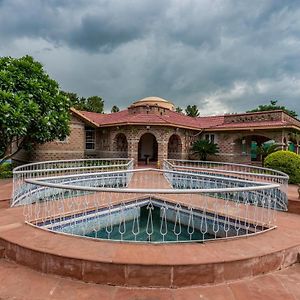 The Orchard Farm - An Luxury Villa With Private Pool Near Gurgoan มาเนซาร์ Exterior photo