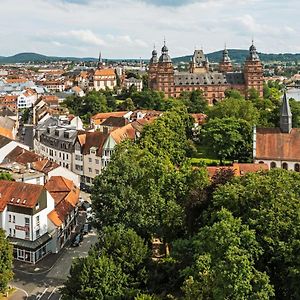 Hotel Zum Goldenen Ochsen Am Schlossgarten อาชาฟเฟนบวร์ก Exterior photo