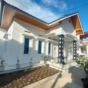 Villa Hayati บูกิตติงกี Exterior photo