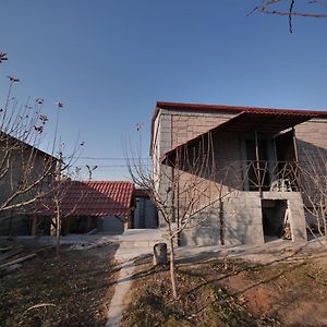 Arnar Villa เยเรวาน Exterior photo