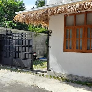 Bring In House Yogyakarta Apartment Exterior photo