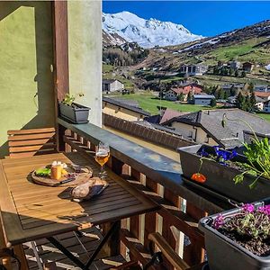 Heimelige Ferienwohnung Mit Sicht In Die Bergwelt บิวิโอ Exterior photo