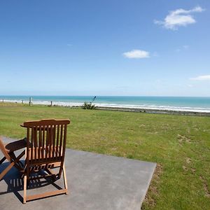 Views Over Tasman, New Luxury Boutique Studio Overlooking The Tasman Sea Hotel เกรย์เมาท์ Exterior photo