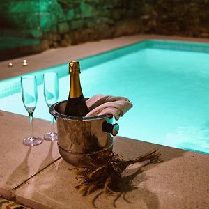 El Forn De Freixenet Con Servicios De Un Hotel เยย์ดา Exterior photo