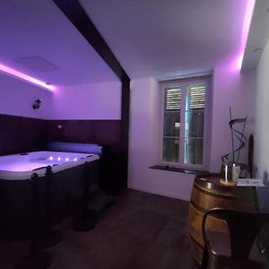 #Fer Rever 63# Jacuzzi #Salle De Sport En Supplement Et Sur Demande#Musculation Apartment ทิแยร์ Exterior photo