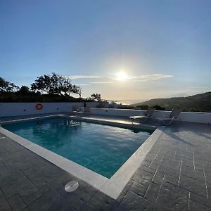 Villa George Sea View With Pool - ตรีโอเปตรา Exterior photo