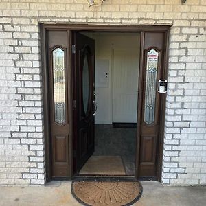 Beautiful Room Just Waiting For You! Etowah Exterior photo