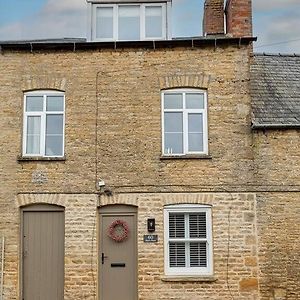 Luxury 2 Bedroom Cottage In The Cotswolds ชิปปิงนอร์ตัน Exterior photo