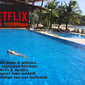 Beach Condos At Pico De Loro Cove - Wi-Fi & Netflix, 42-50"Tvs With Cignal Cable, Uratex Beds & Pillows, Equipped Kitchen, Balcony, Parking - Guest Registration Fee Is Not Included นาซุกบู Exterior photo