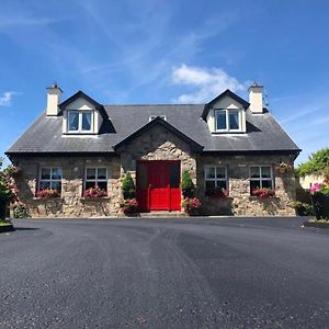 Cosy Rooms In A Stone Cottage กัลเวย์ Exterior photo