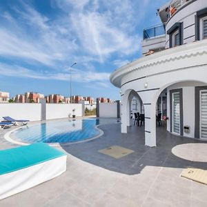 Superb Villa With Private Pool In Antalya เบเลก Exterior photo