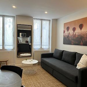 Appart' Terrasse Plein Centre Apartment La Ferte-Gaucher Exterior photo