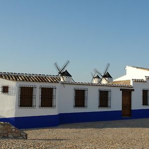 La Casa El Yelmo De Mambrino Guest House กัมโป เด คริปตานา Exterior photo