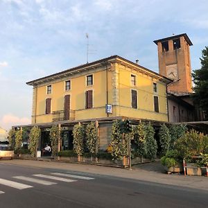 Locanda Da Romano Hotel Cadeo Exterior photo