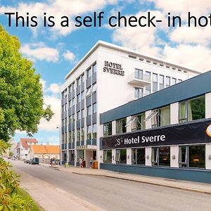 Hotel Sverre แซนด์เนส Exterior photo