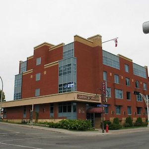 Auberge De La Gare Hotel กาติโน Exterior photo