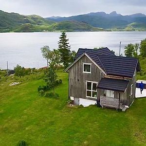 Lofoten And Vesteralen Kveldro Villa Myrland Exterior photo