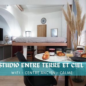 Studio Entre Terre Et Ciel - Escapade Millavoise Apartment มีโญ Exterior photo