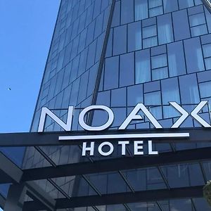 Noax Hotel เมร์ซีน Exterior photo