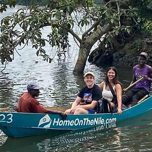 Home On The Nile Ernest Hemingway Suite จินจา Exterior photo