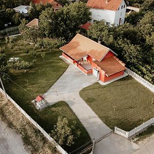 Vikendica Castanea Banja Zdrelo Villa เปโตรวัคนัมลาวี Exterior photo