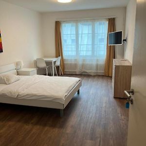 Zimmer Mit Geteiltem Bad & Kueche Apartment บรุกก์ Exterior photo