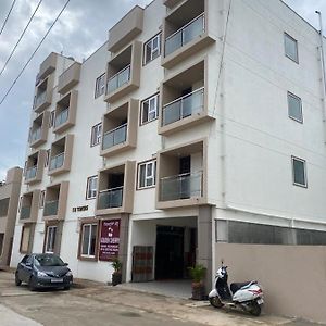 Sb Golden Cherry Yelahanka Exterior photo