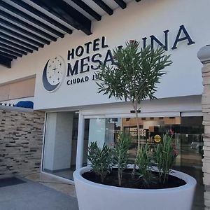 Hotel Mesaluna Short & Long Stay ซิวดัด ฮัวเรซ Exterior photo