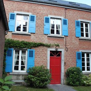 Chambre D'Hote Les Volets Bleus Bed & Breakfast นามูร์ Exterior photo