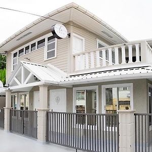 Lace Bed & Breakfast จอร์จทาวน์ Exterior photo