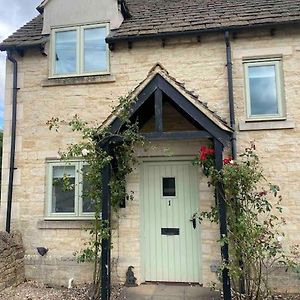 Cotswold Cottage เชลเทนแฮม Exterior photo