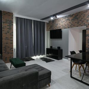 The Living Dream - Jacuzzi, 150Mp Apartment คลูจ-นาโปกา Exterior photo
