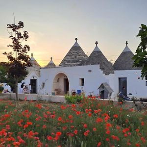 Nostos Trulli Hotel โลโกโรตอนโด Exterior photo