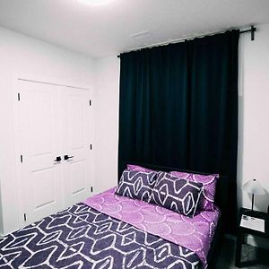 1 Bedroom 2 Beds Premium Suite Startlight Haven คาลการี Exterior photo