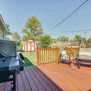 Cozy Indiana Home With Deck, Charcoal Grill And Yard! แมริออน Exterior photo