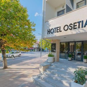 Hotel Osetia Garden มอมชิลกราด Exterior photo