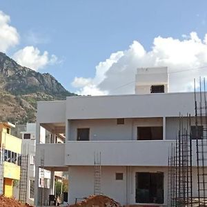 Sivashankaran Homes ติรุวันนามาลัย Exterior photo