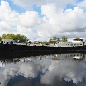 Hotelboat Sarah โกรนิงเงน Exterior photo