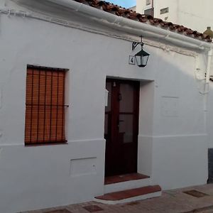 Mi Casita - Higuera De La Sierra Apartment อิกวยรา เด ลาเซียร์รา Exterior photo