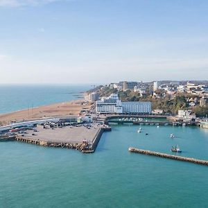 Folkestone Terrace - Quirky Vibe Holiday Home Exterior photo