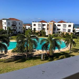 Tausi Homes Sultan Palace Beach Resort คิลิฟี Exterior photo