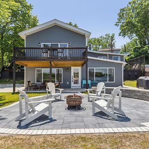 Landmark Lakehouse - Luxury Living In Plx แอครอน Exterior photo